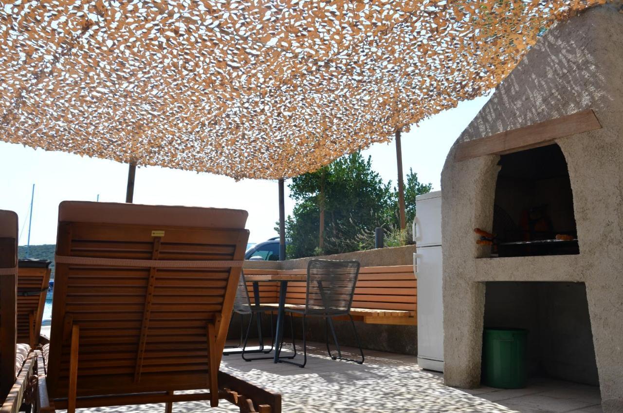 Apartments Martamare Martinšćica 外观 照片