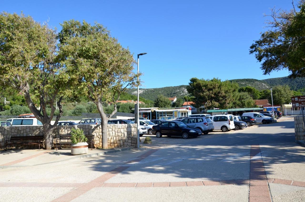 Apartments Martamare Martinšćica 外观 照片