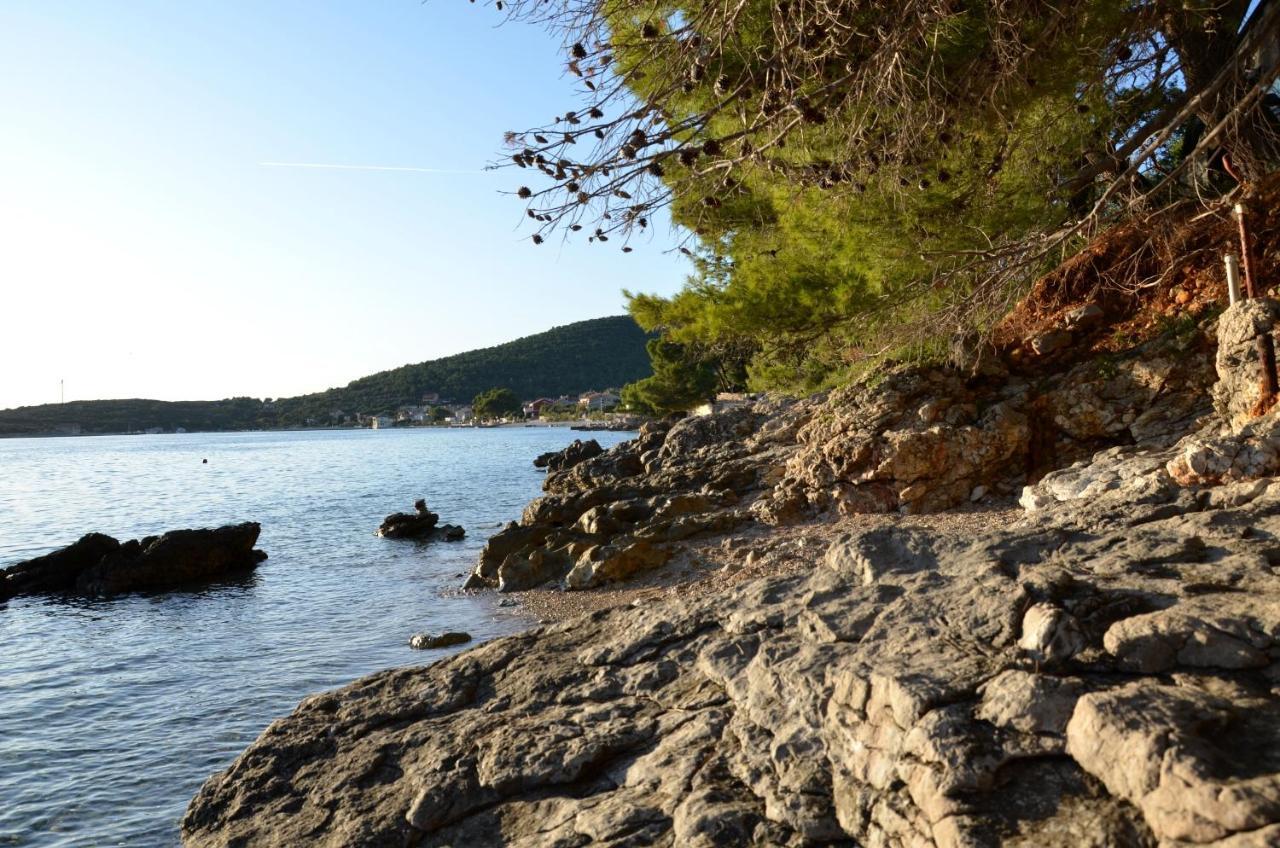 Apartments Martamare Martinšćica 外观 照片
