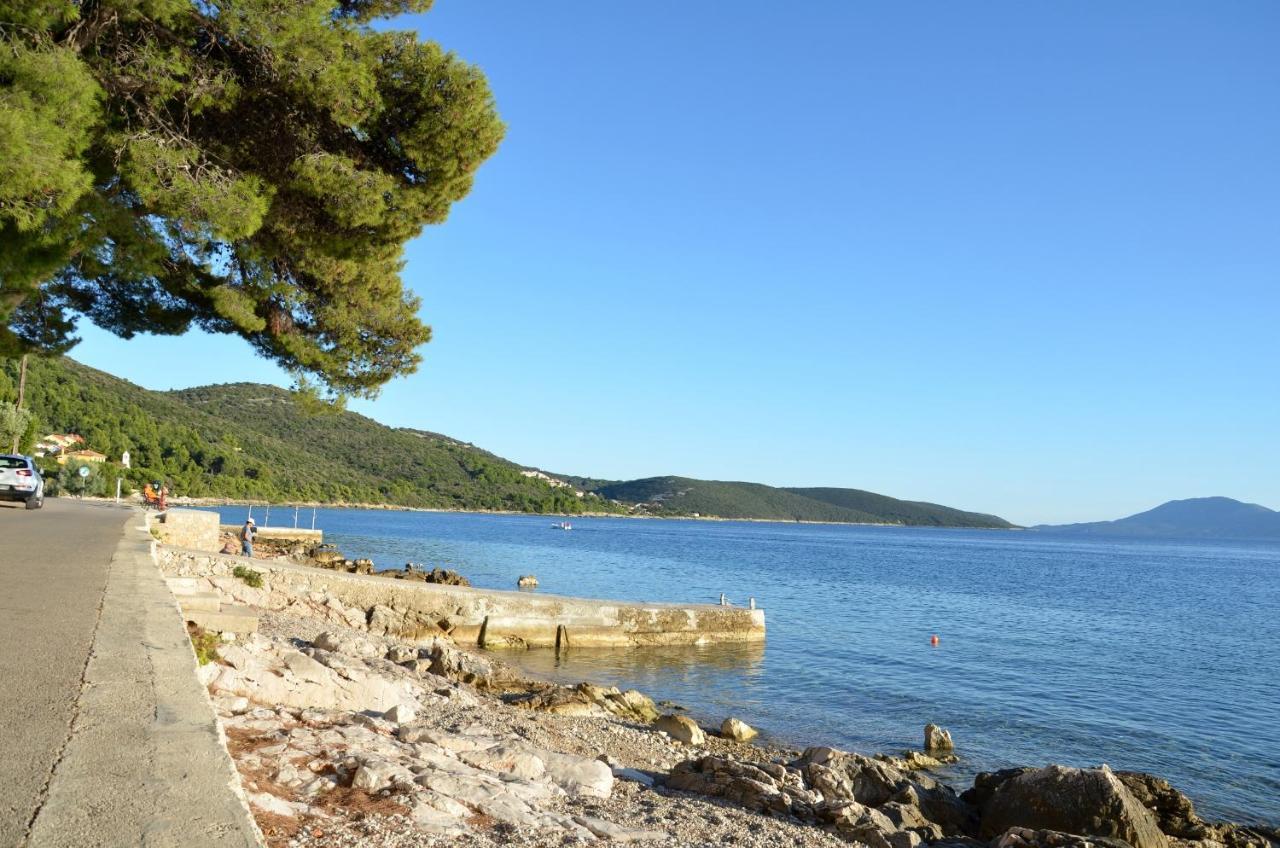 Apartments Martamare Martinšćica 外观 照片